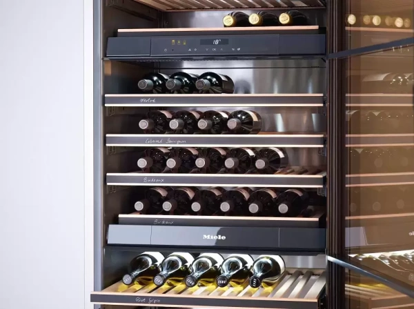 Винный шкаф Miele KWT 6833 SG