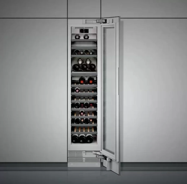 Полновстраиваемый винный шкаф Gaggenau RW414364