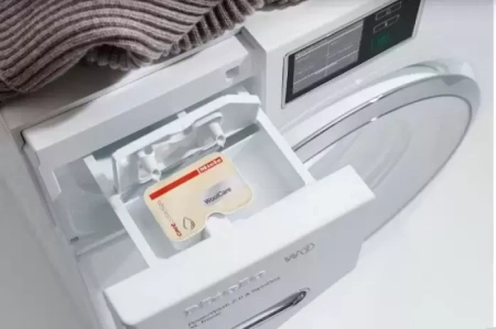 Стиральная машина Miele WEG675 WCS Chrome Edition