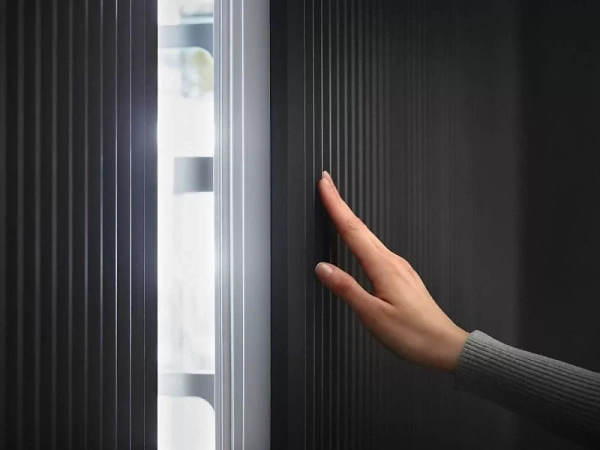 Встраиваемый морозильник MasterCool Miele F2411Vi