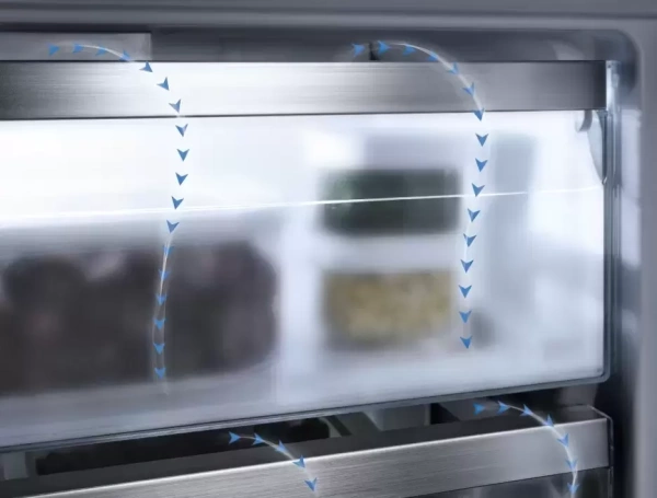 Встраиваемый холодильник Miele KFN 7733 E новый, без коробки