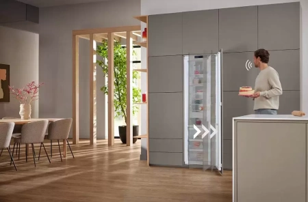 Встраиваемый холодильник Miele K 7797 C R