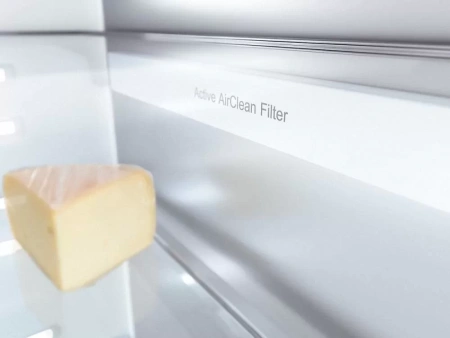 Встраиваемая холодильно-морозильная комбинация MasterCool Miele KF2901Vi